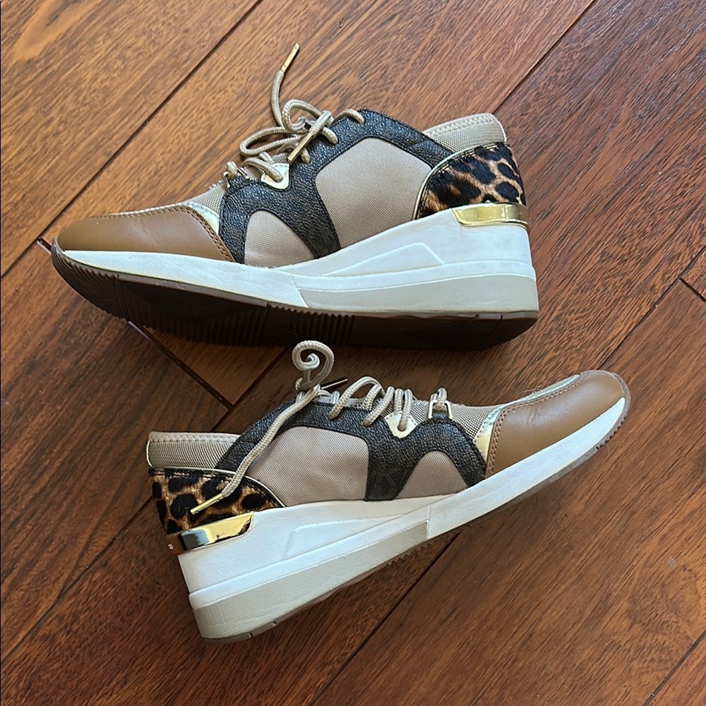 MICHAEL Michael Kors Liv Trainers